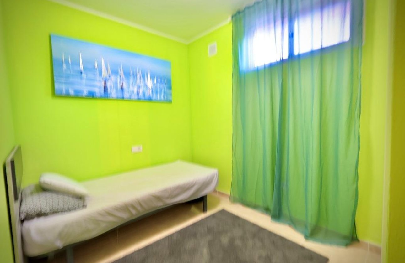 Resale - Villa -
San Miguel de Salinas - Residencial los flamencos