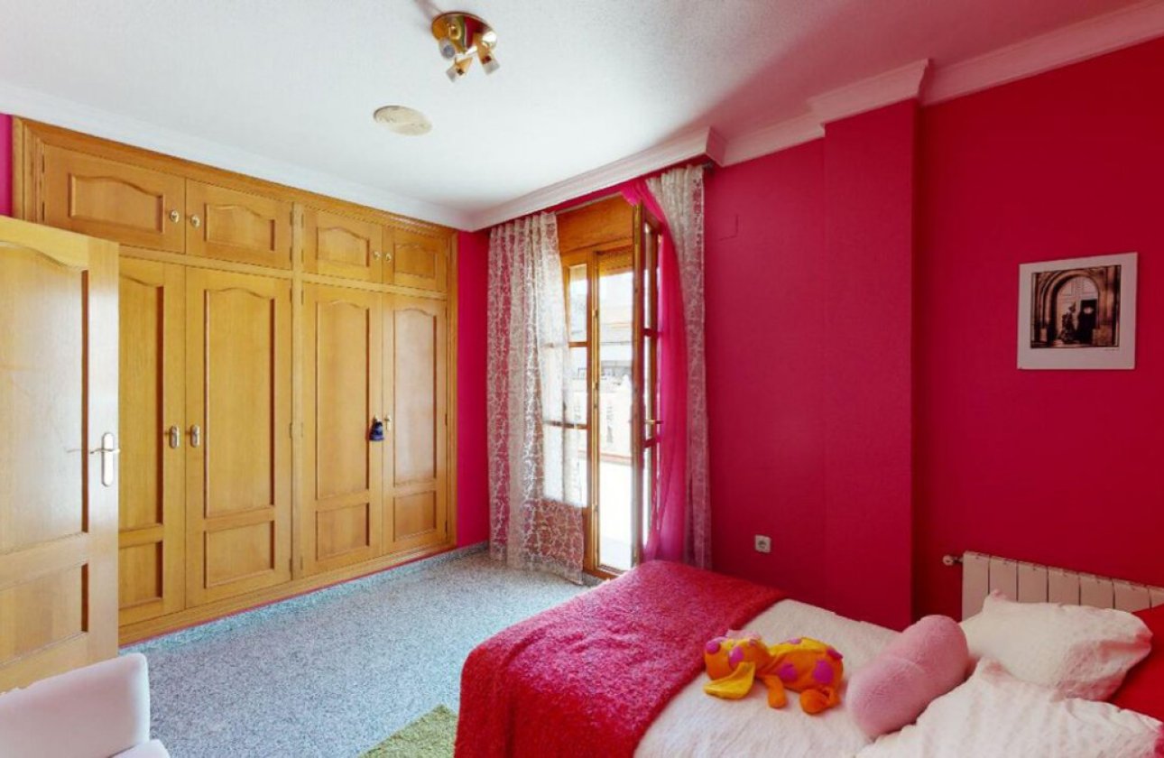 Resale - Villa -
Sax - Sax Centro