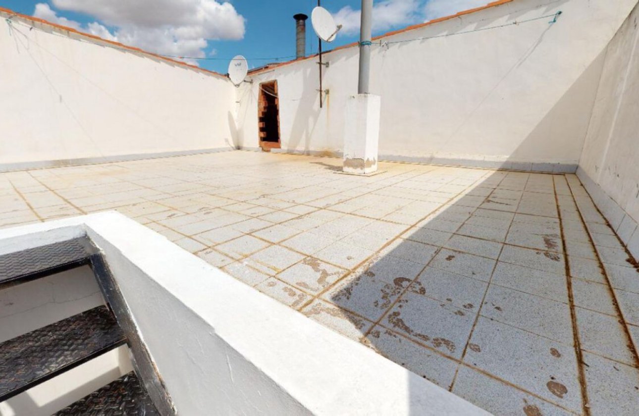 Resale - Villa -
Sax - Sax Centro