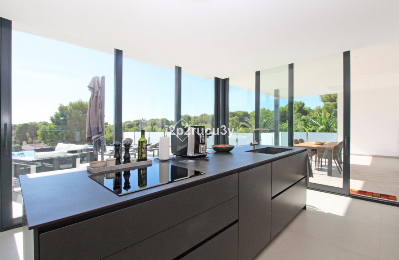 Resale - Villa -
Teulada - Moraira