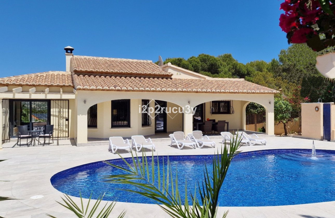 Resale - Villa -
Teulada - Moraira