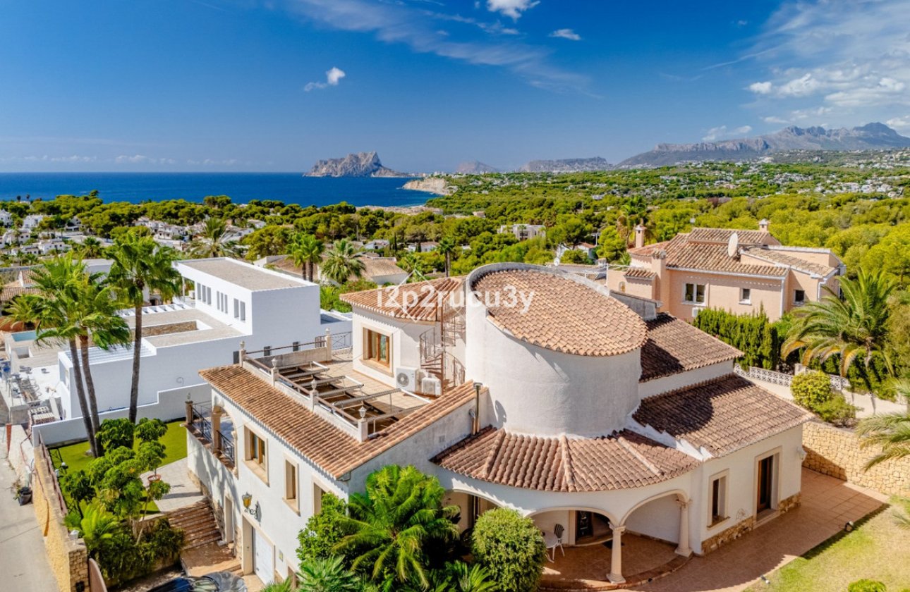 Resale - Villa -
Teulada - Moraira