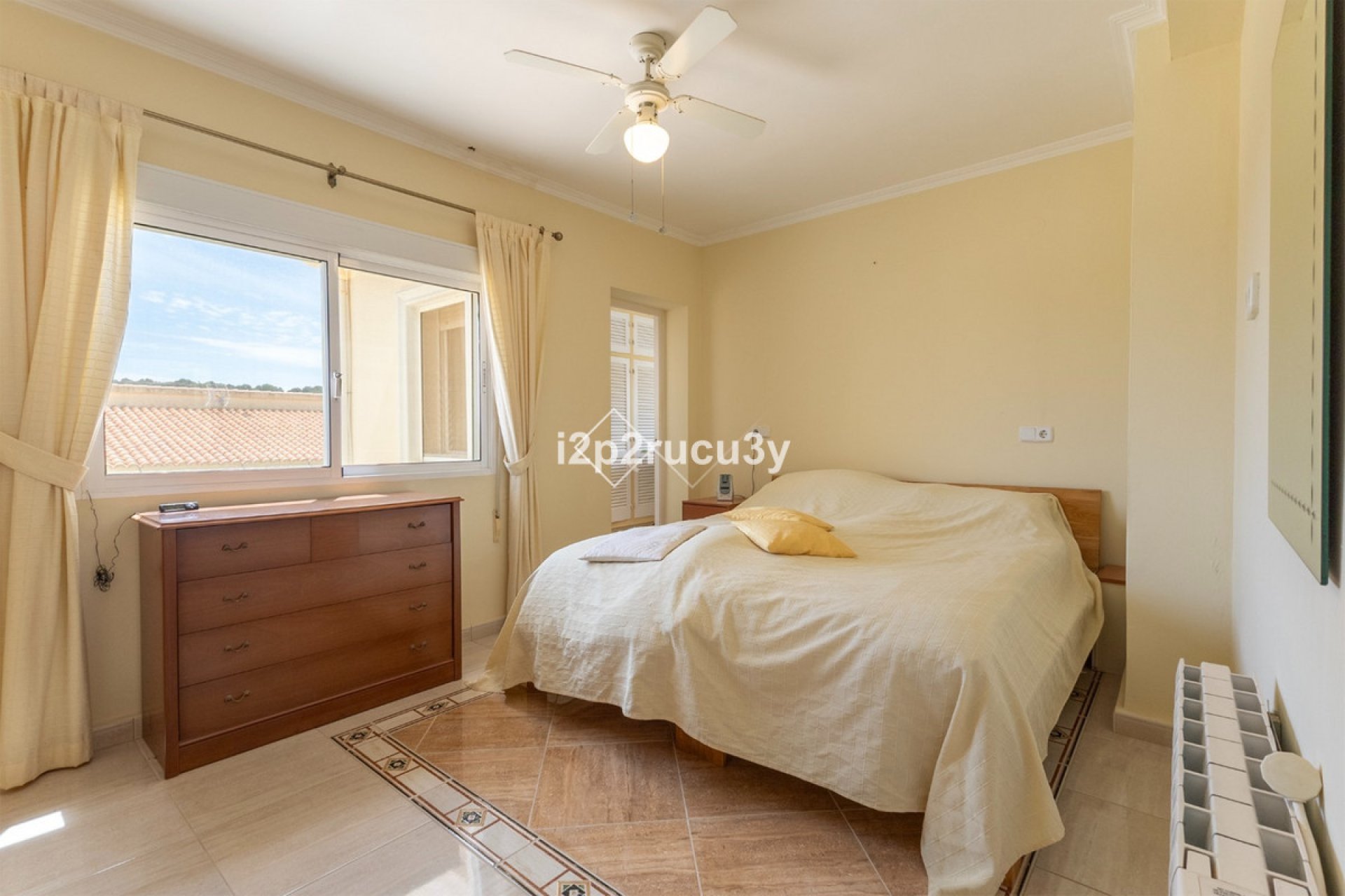 Resale - Villa -
Teulada - Moraira