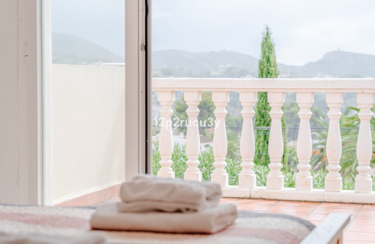 Resale - Villa -
Teulada - Moraira