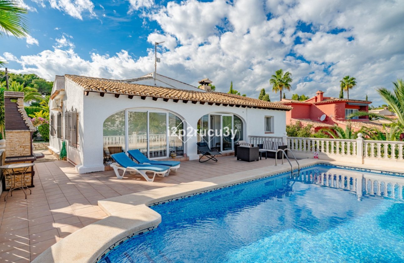 Resale - Villa -
Teulada - Moraira