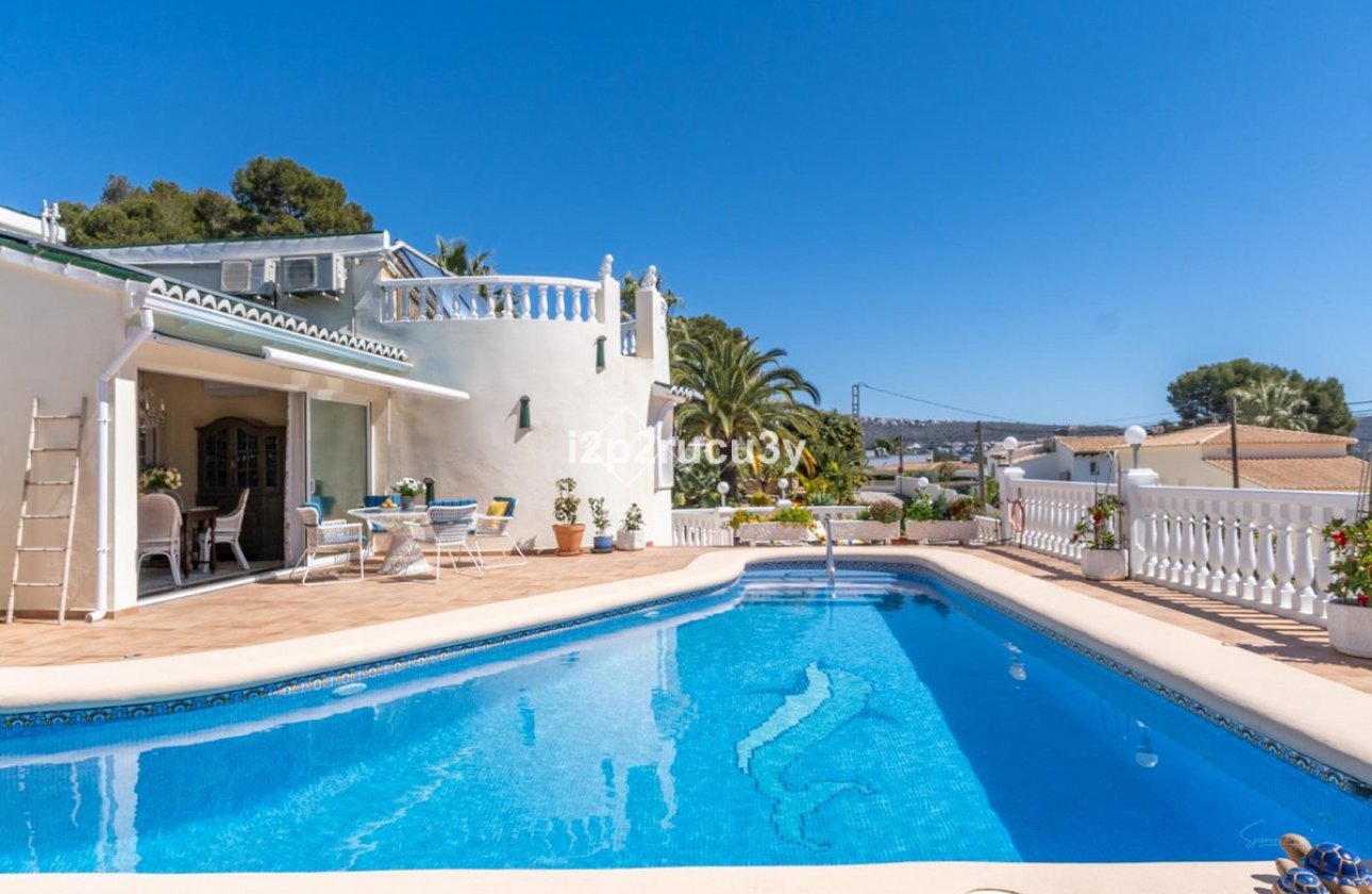 Resale - Villa -
Teulada - Moraira