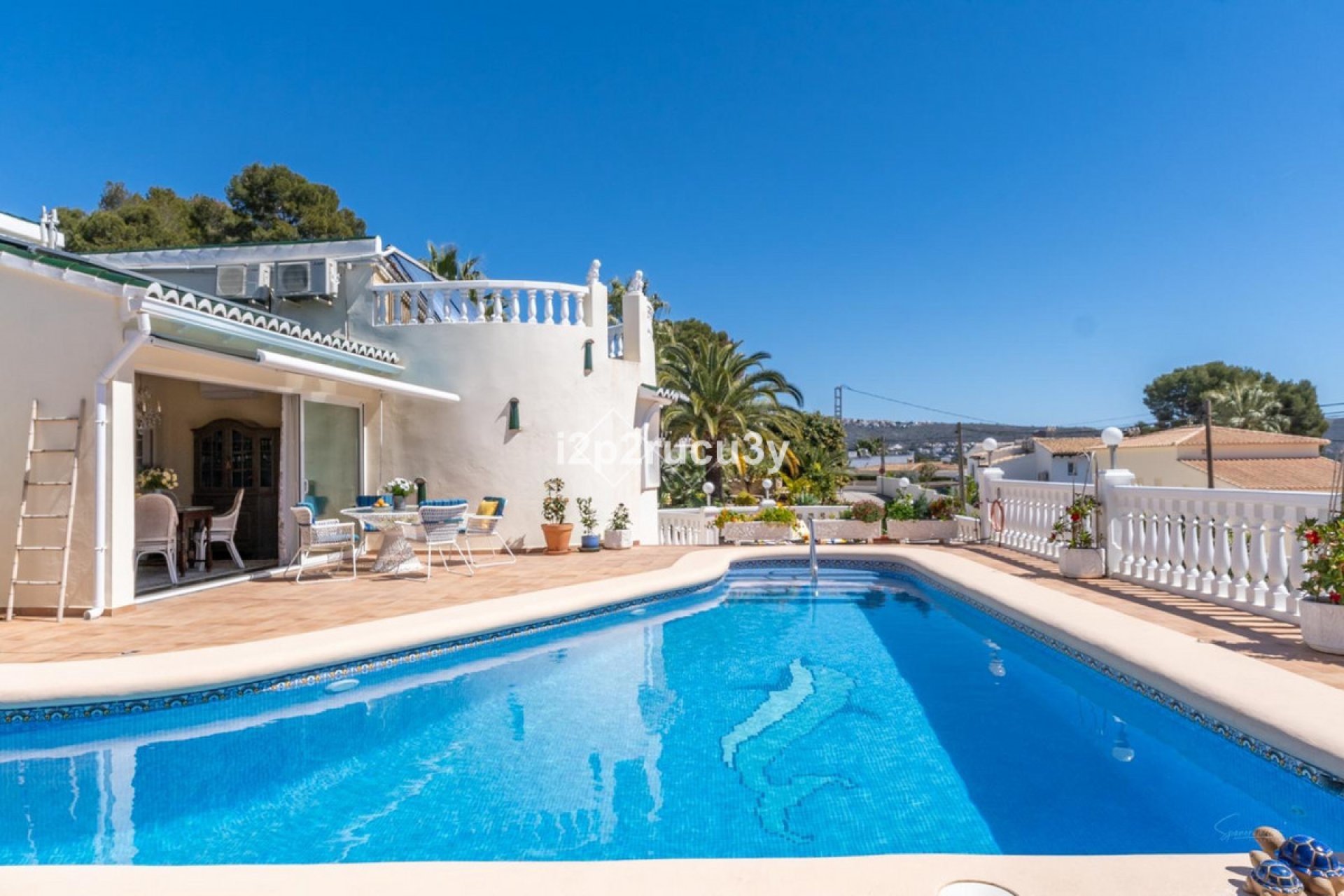 Resale - Villa -
Teulada - Moraira