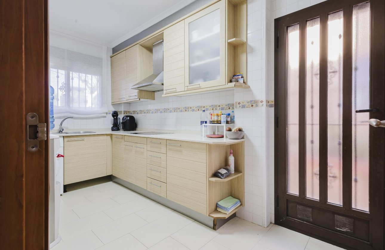 Resale - Villa -
Torrevieja - Aguas Nuevas