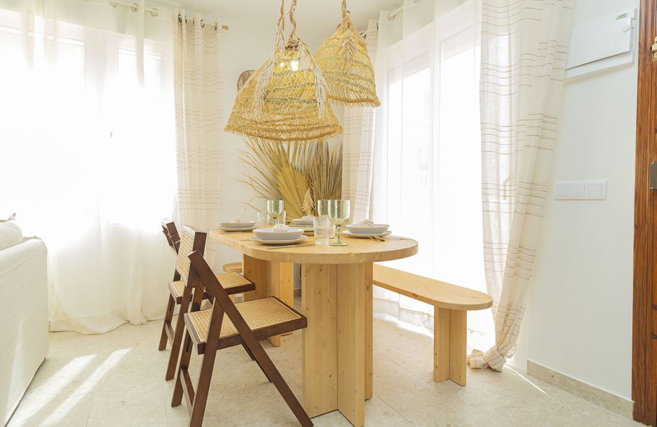 Resale - Villa -
Torrevieja - La Mata