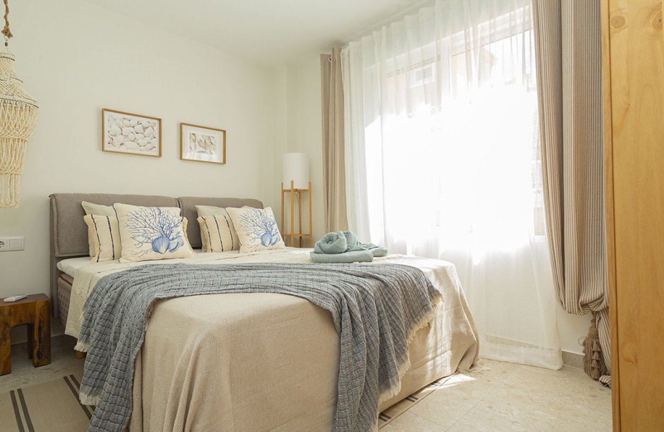 Resale - Villa -
Torrevieja - La Mata