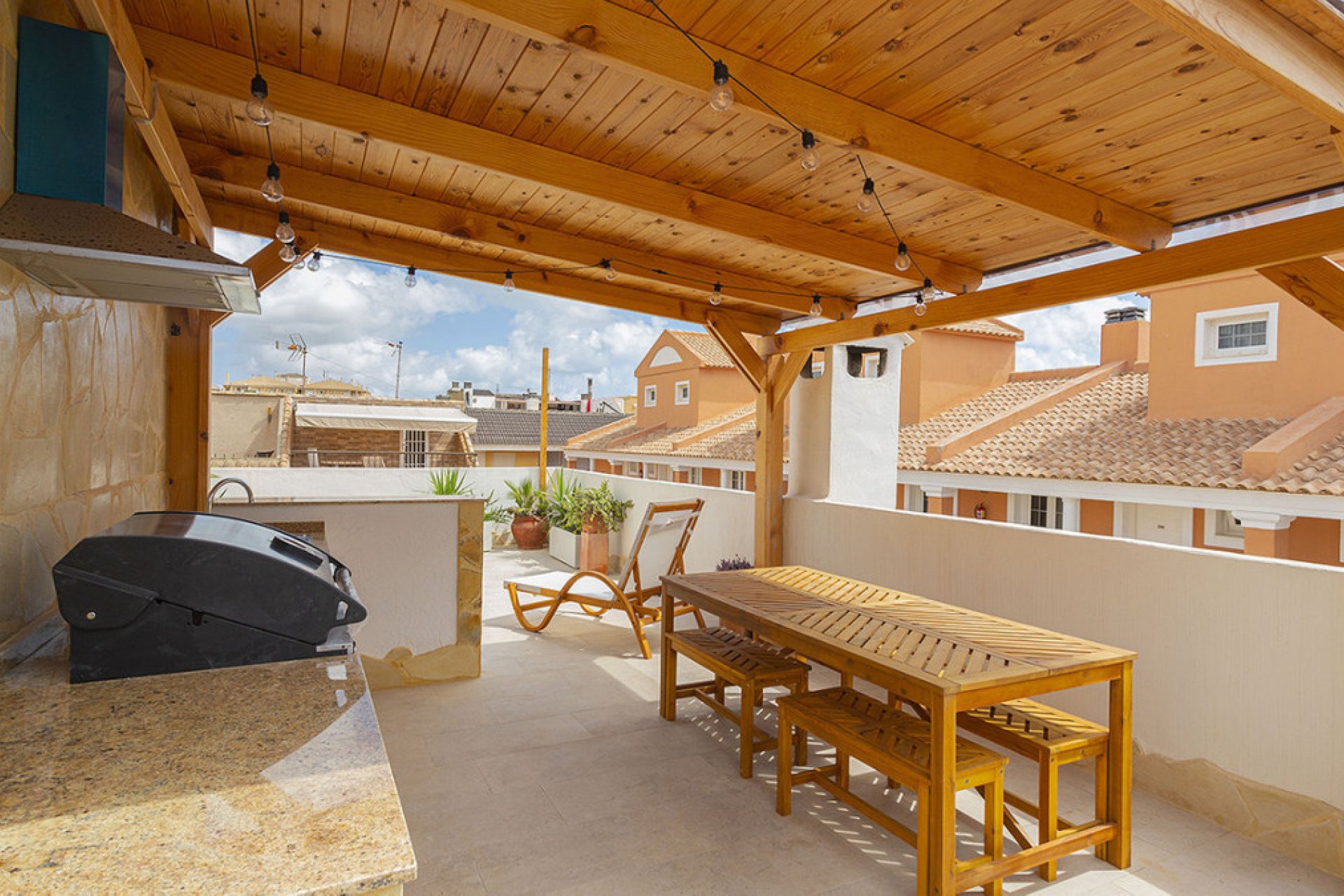 Resale - Villa -
Torrevieja - La Mata