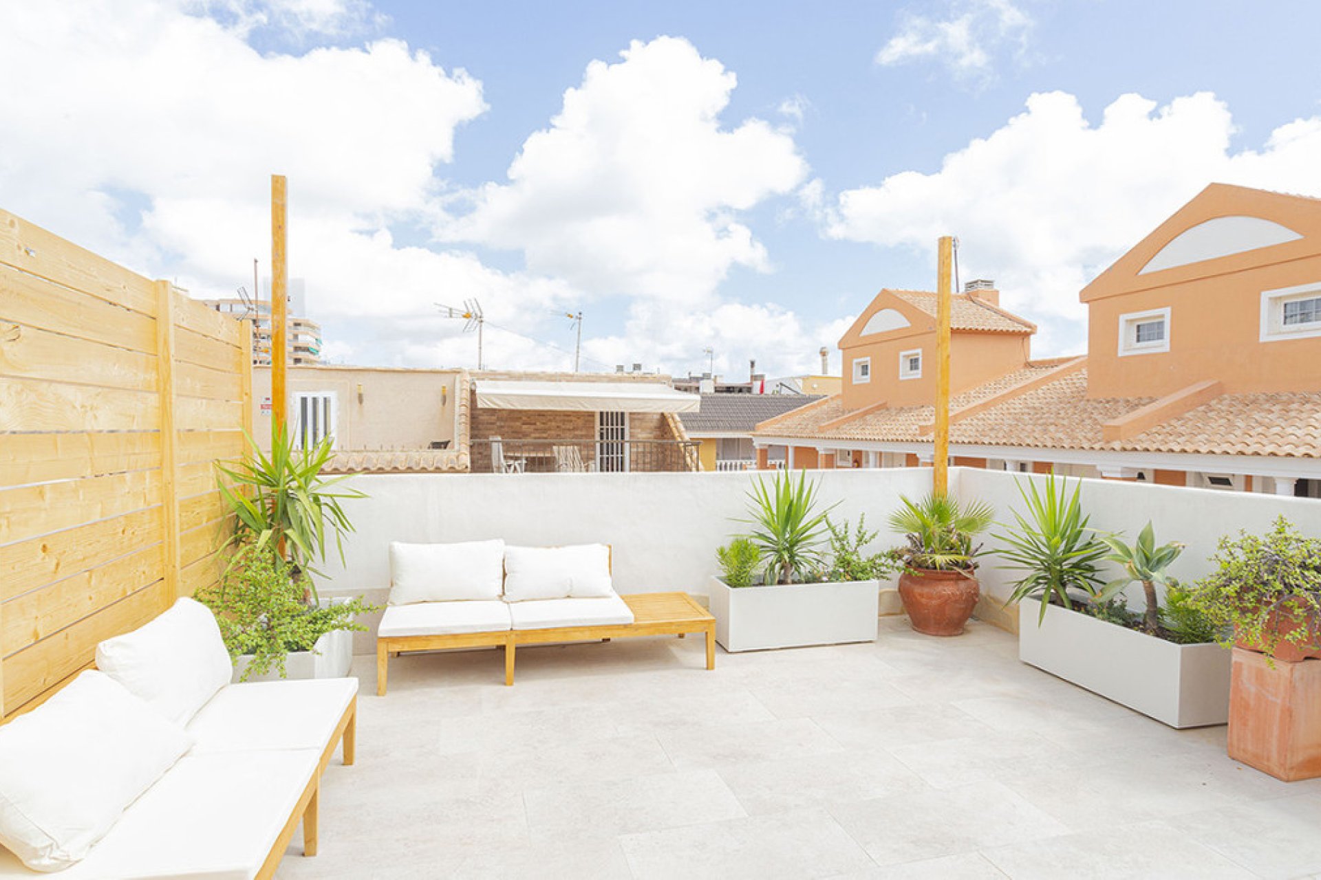 Resale - Villa -
Torrevieja - La Mata