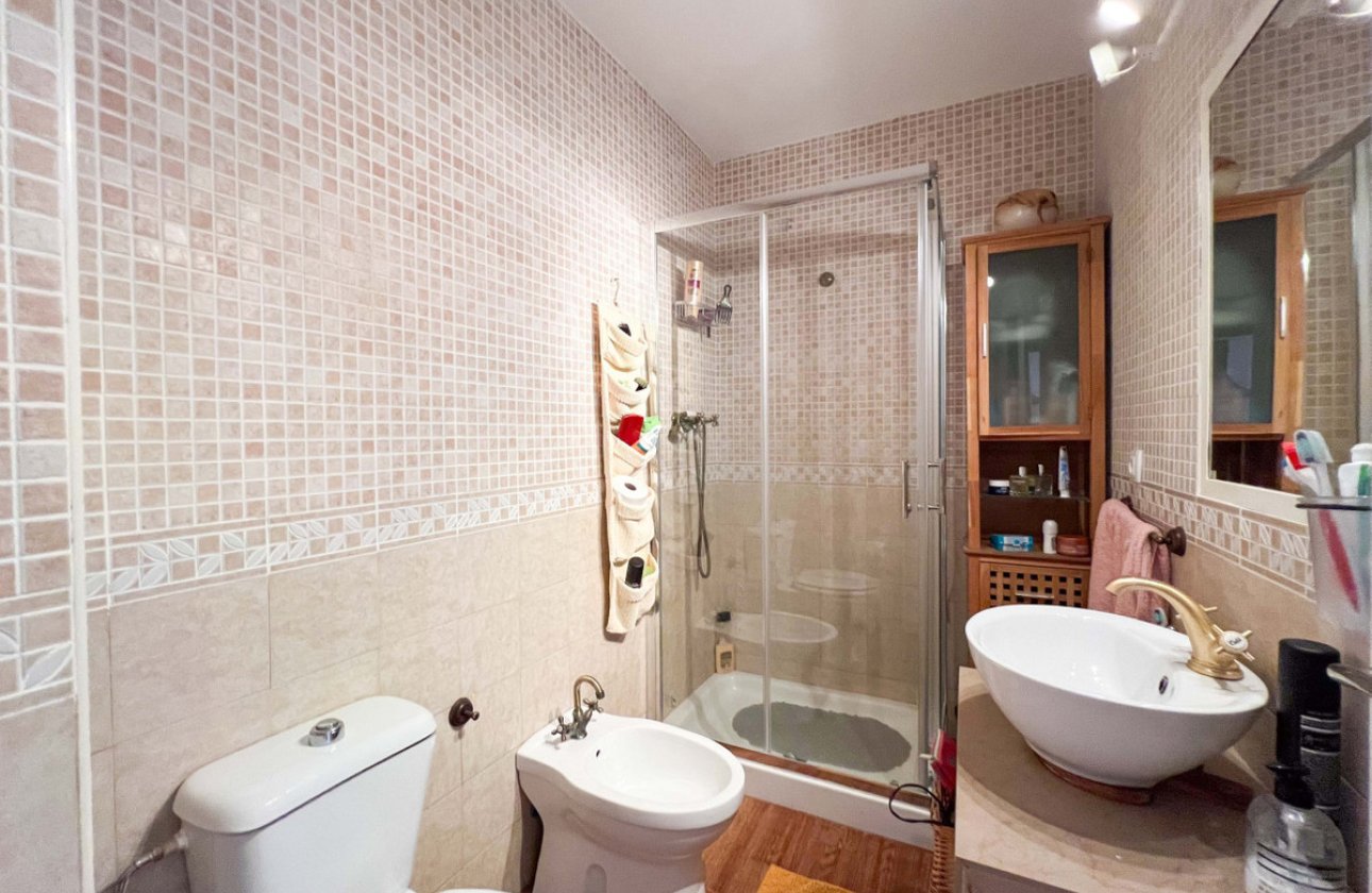 Resale - Villa -
Torrevieja - La Mata