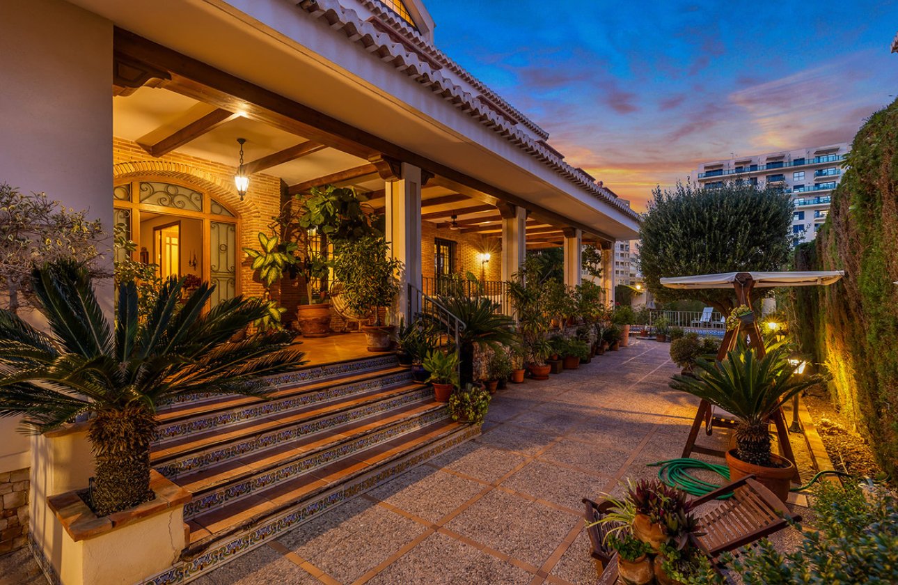 Resale - Villa -
Torrevieja - La Veleta