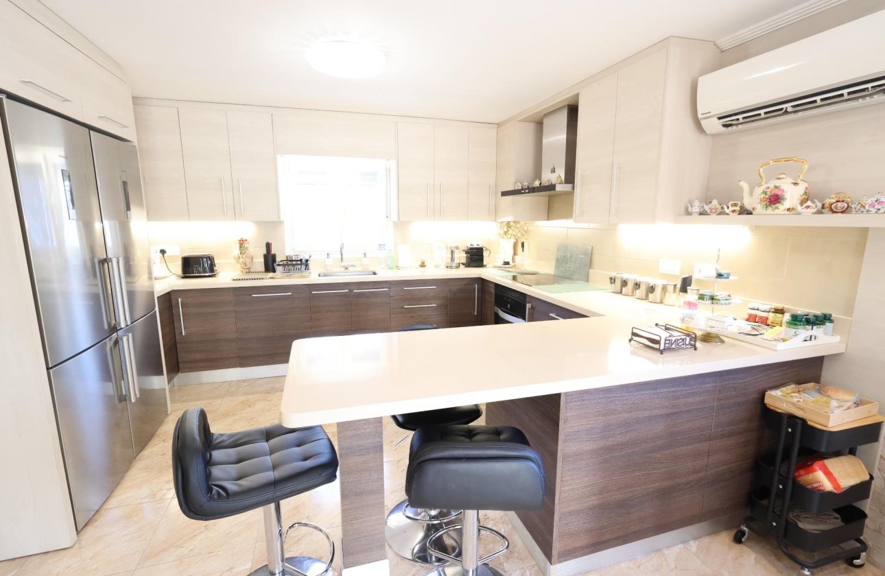 Resale - Villa -
Torrevieja - Los Balcones - Los Altos del Edén