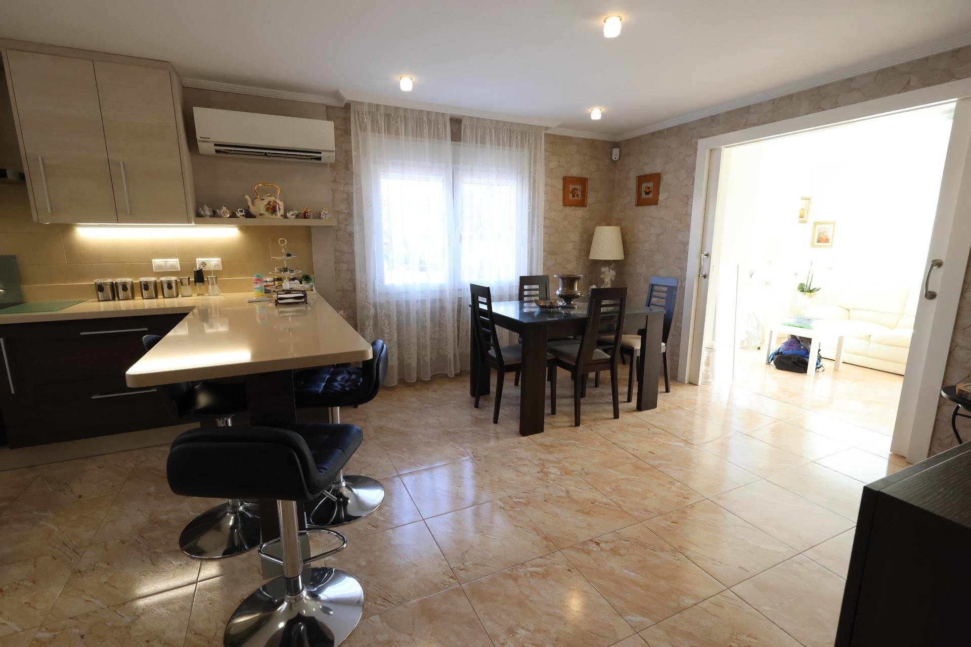 Resale - Villa -
Torrevieja - Los Balcones - Los Altos del Edén