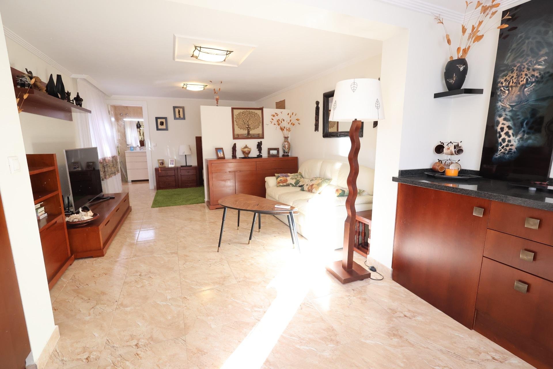 Resale - Villa -
Torrevieja - Los Balcones - Los Altos del Edén
