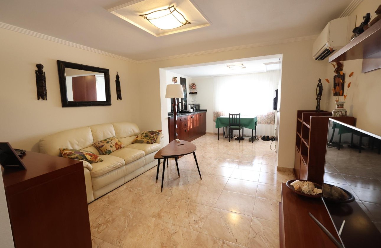 Resale - Villa -
Torrevieja - Los Balcones - Los Altos del Edén