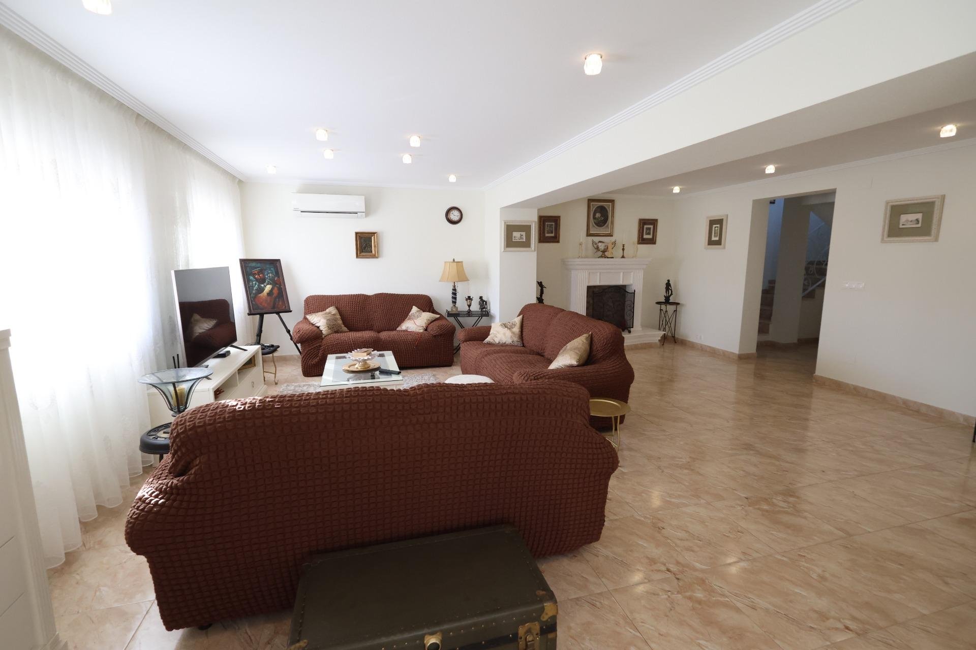Resale - Villa -
Torrevieja - Los Balcones - Los Altos del Edén