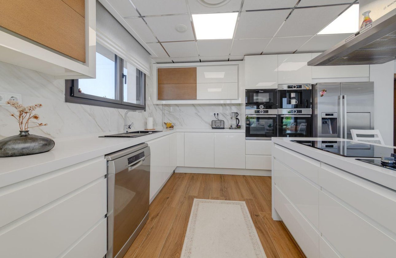 Resale - Villa -
Torrevieja - Los Balcones