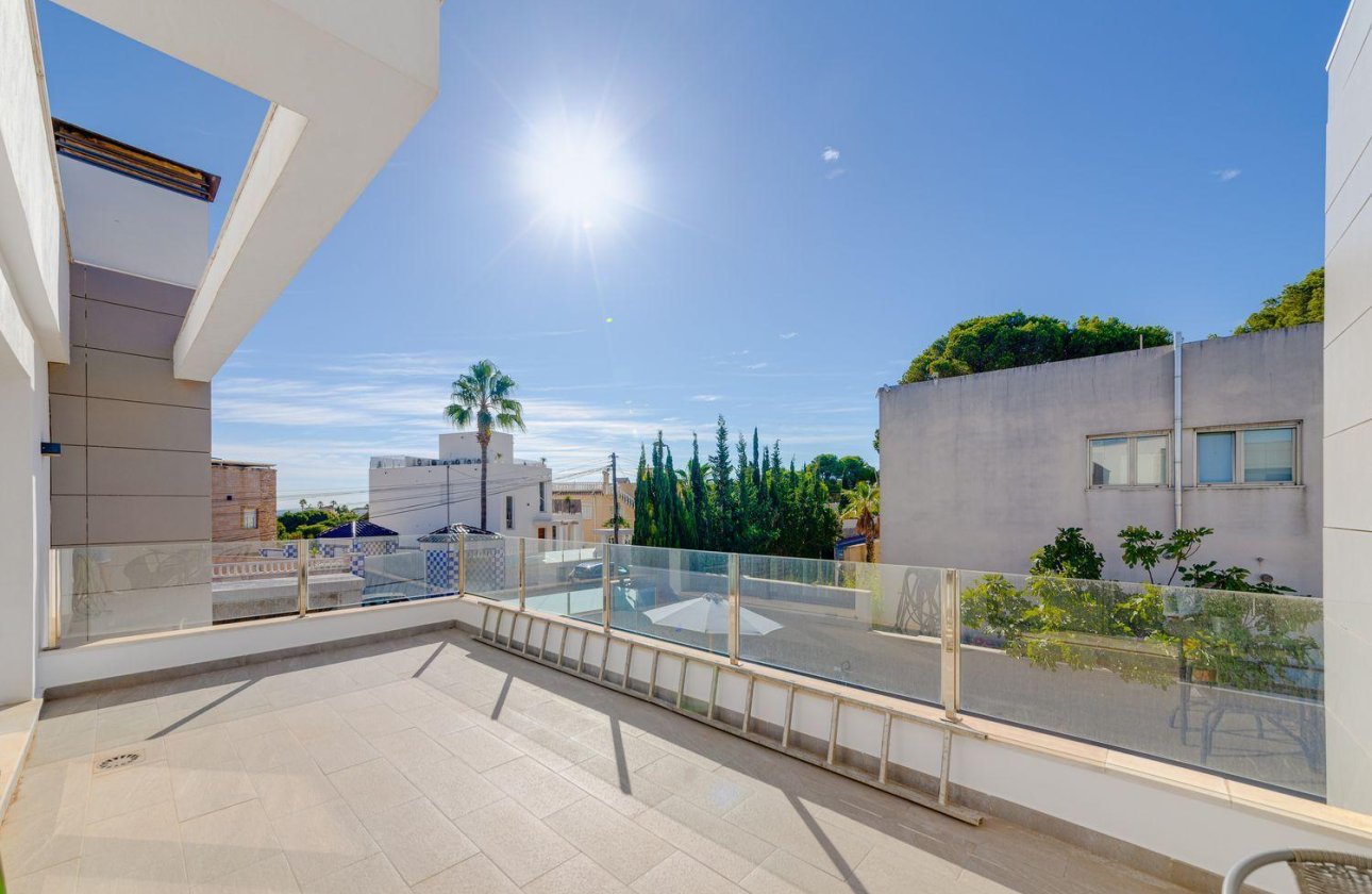 Resale - Villa -
Torrevieja - Los Balcones