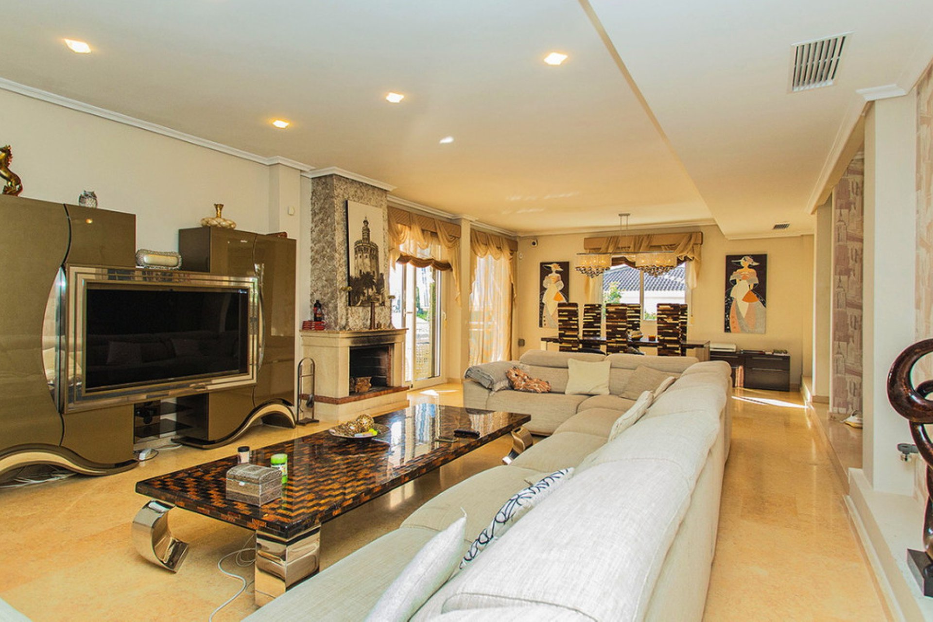 Resale - Villa -
Torrevieja - Torre la mata