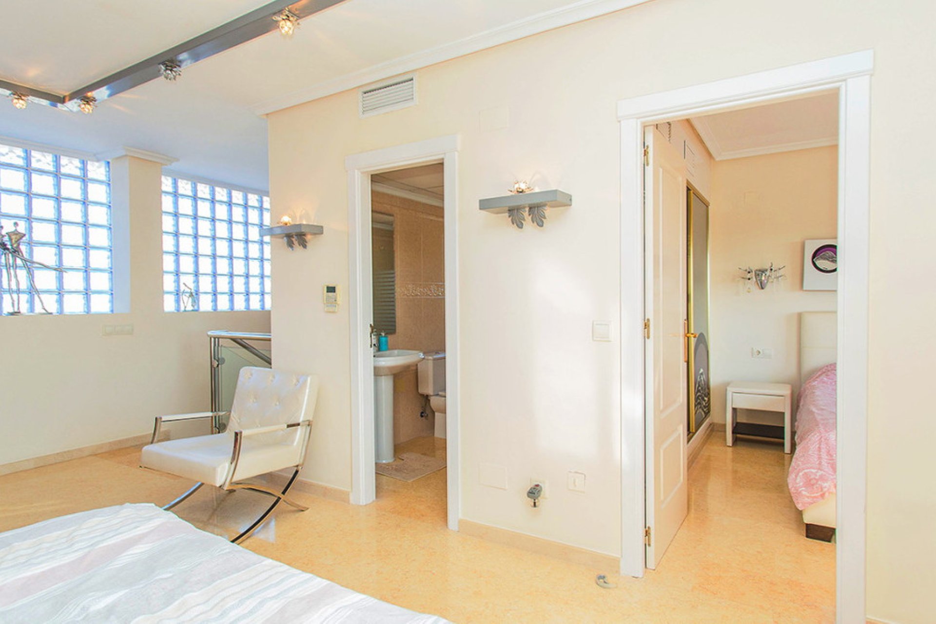 Resale - Villa -
Torrevieja - Torre la mata