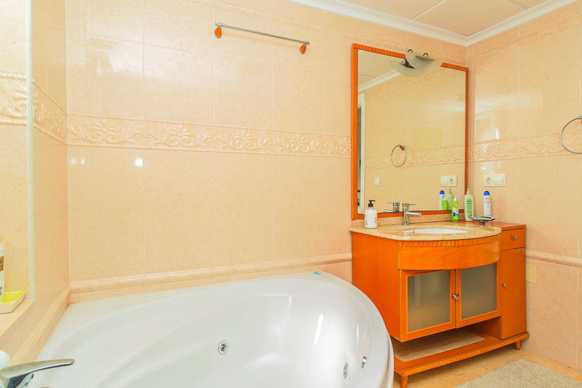 Resale - Villa -
Torrevieja - Torre la mata