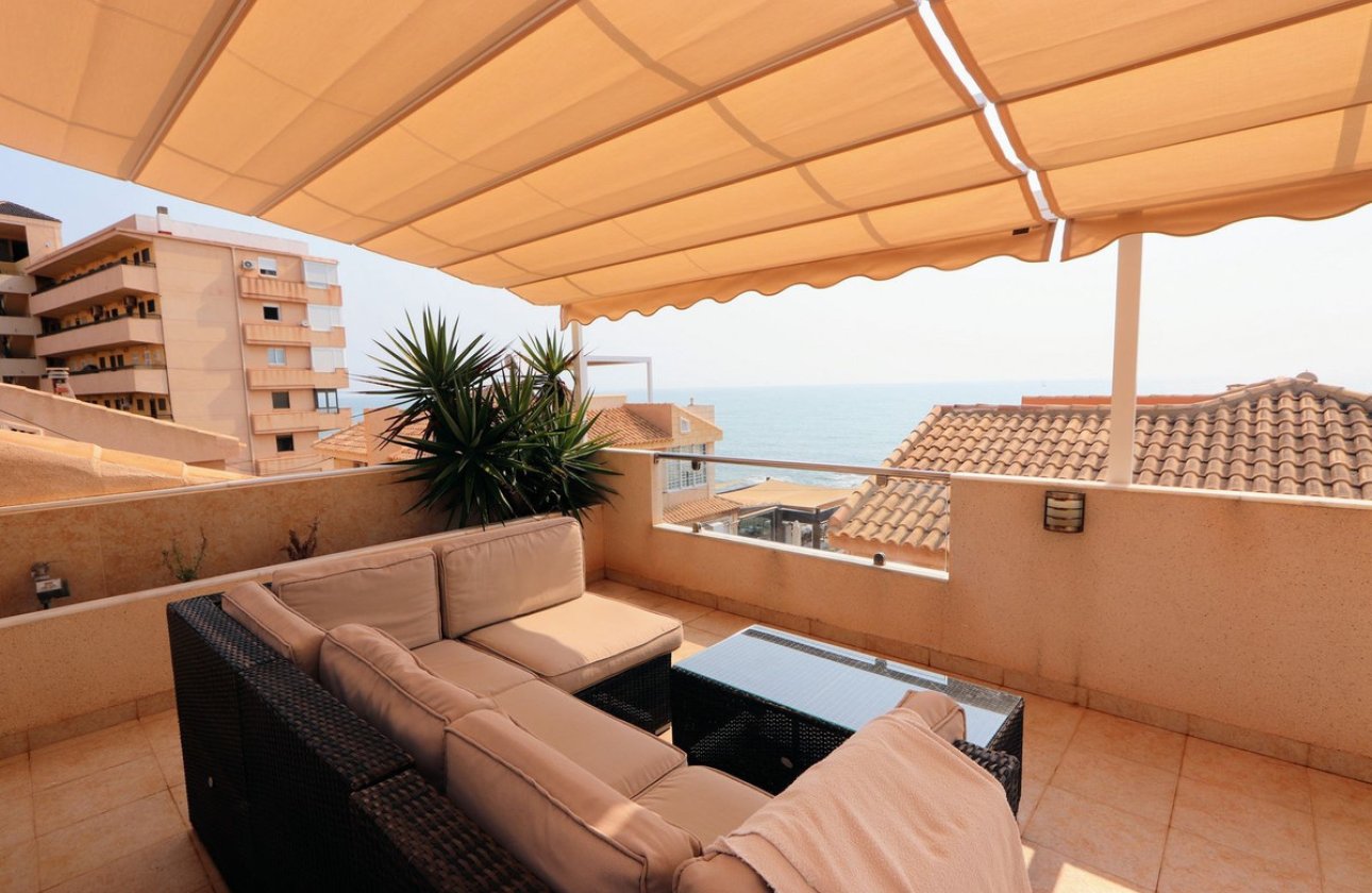 Resale - Villa -
Torrevieja - Torrevieja Centro