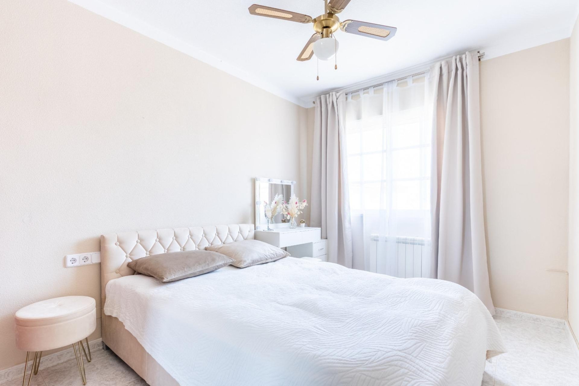 Resale - Villa -
Torrevieja - Torrevieja Centro