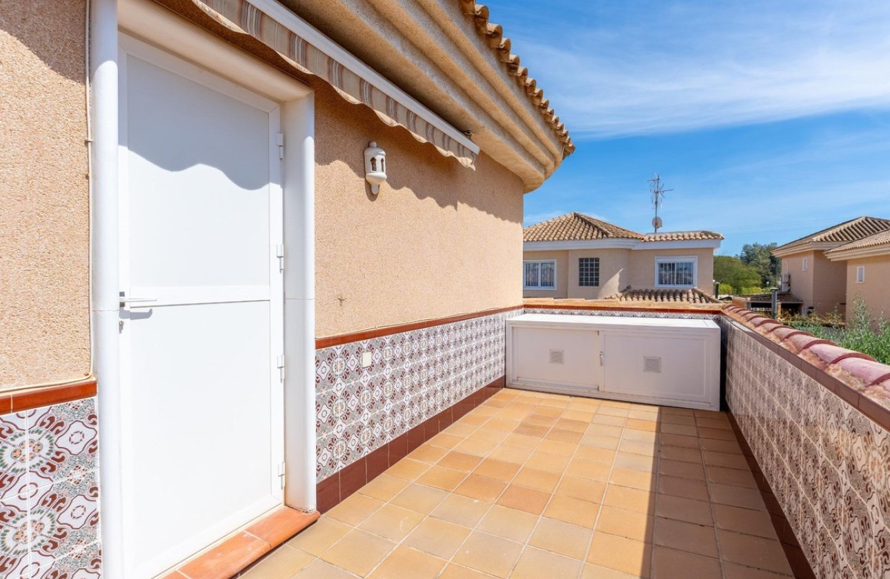 Resale - Villa -
Torrevieja - Torrevieja Centro