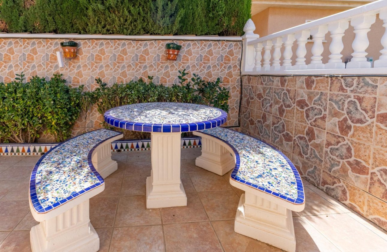 Resale - Villa -
Torrevieja - Torrevieja Centro