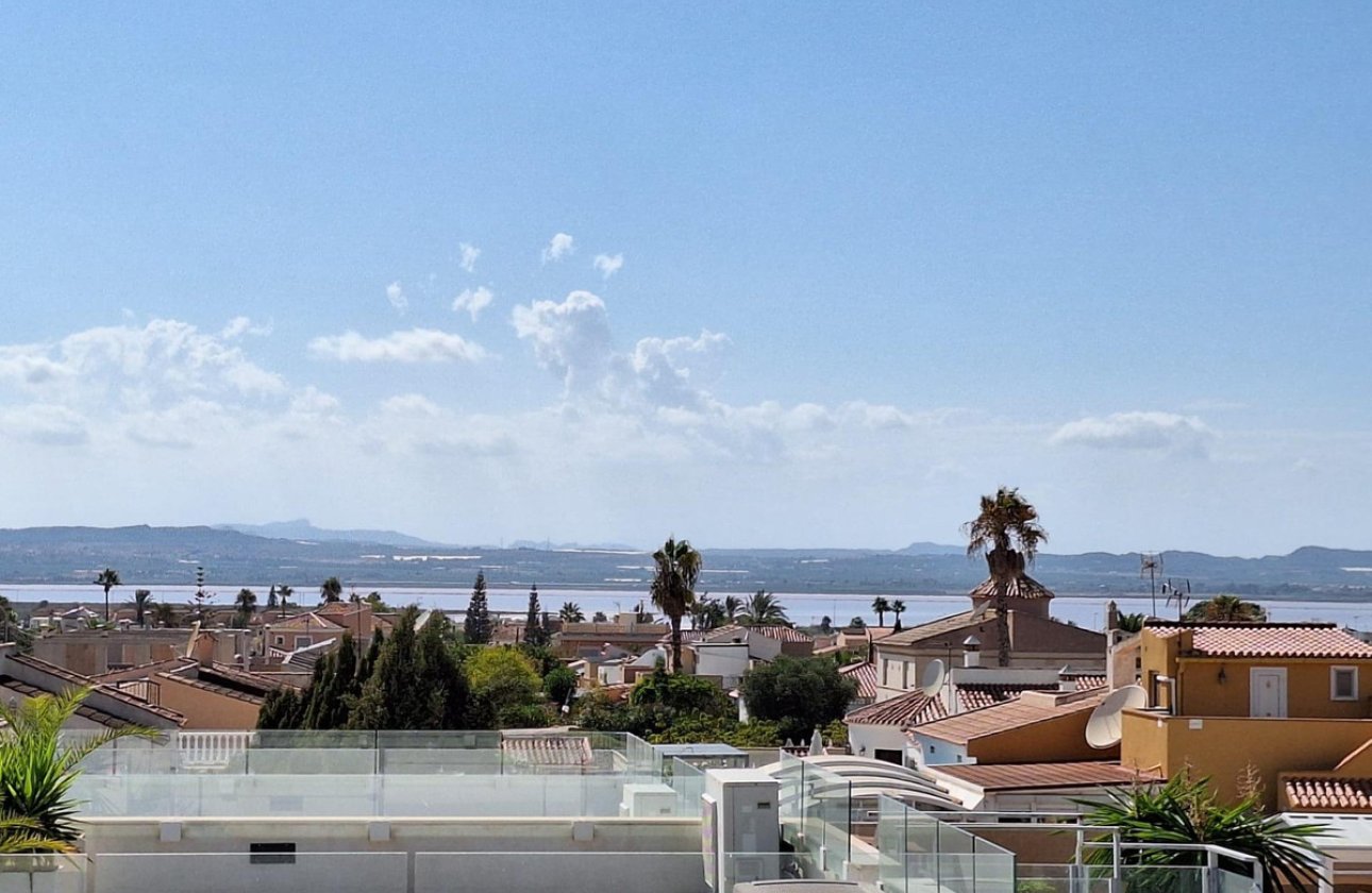 Resale - Villa -
Torrevieja - Torrevieja Centro