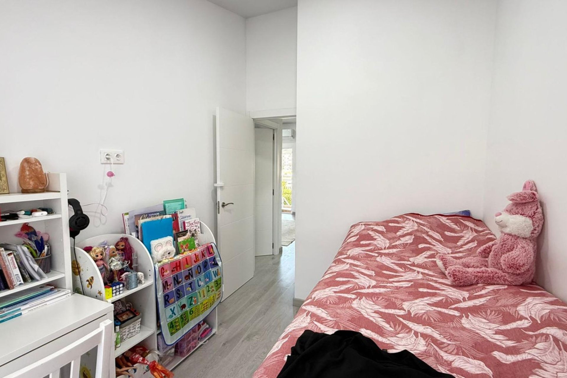 Resale - Villa -
Torrevieja - Torrevieja Centro