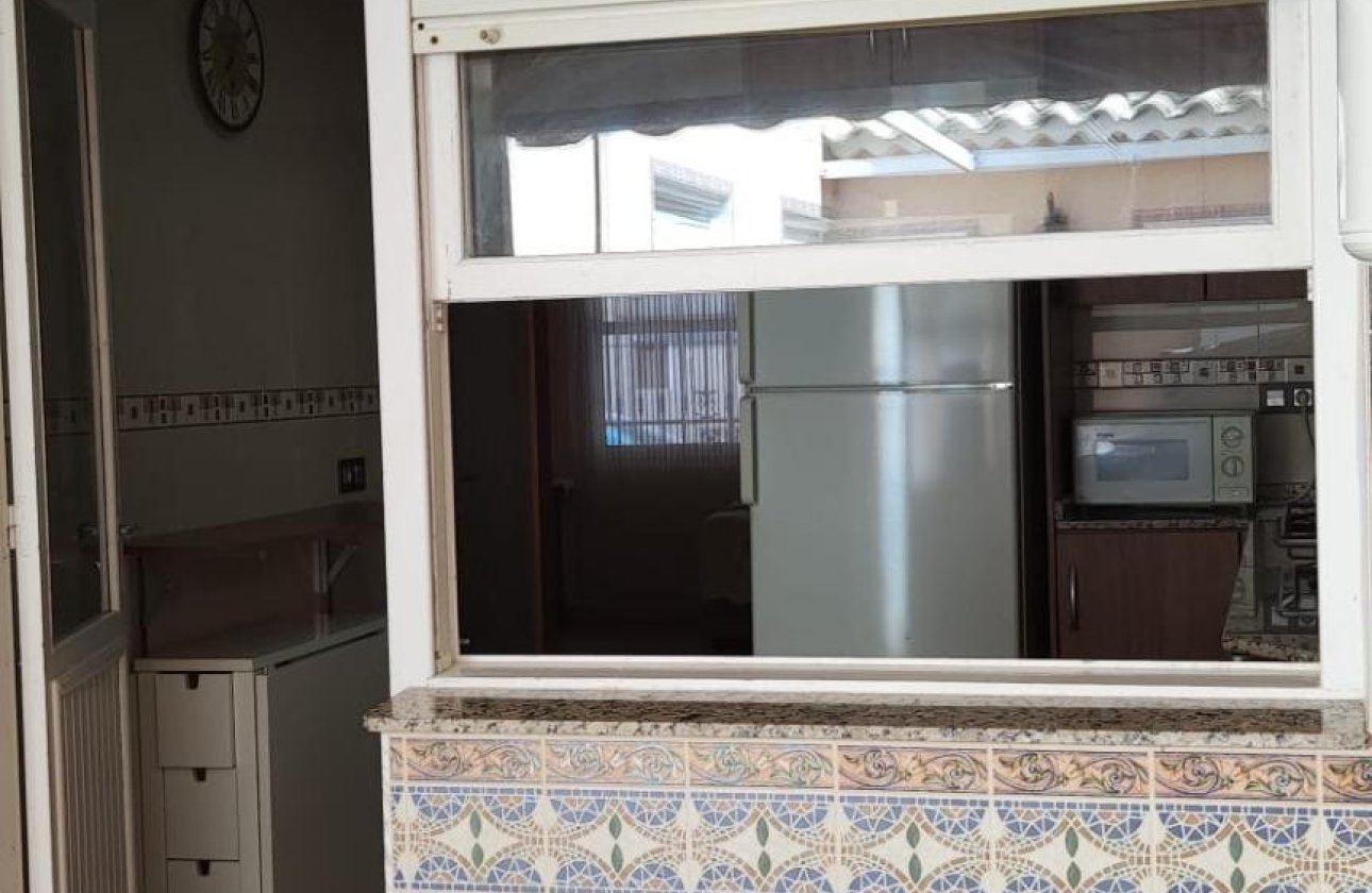 Resale - Villa -
Torrevieja - Torrevieja Centro