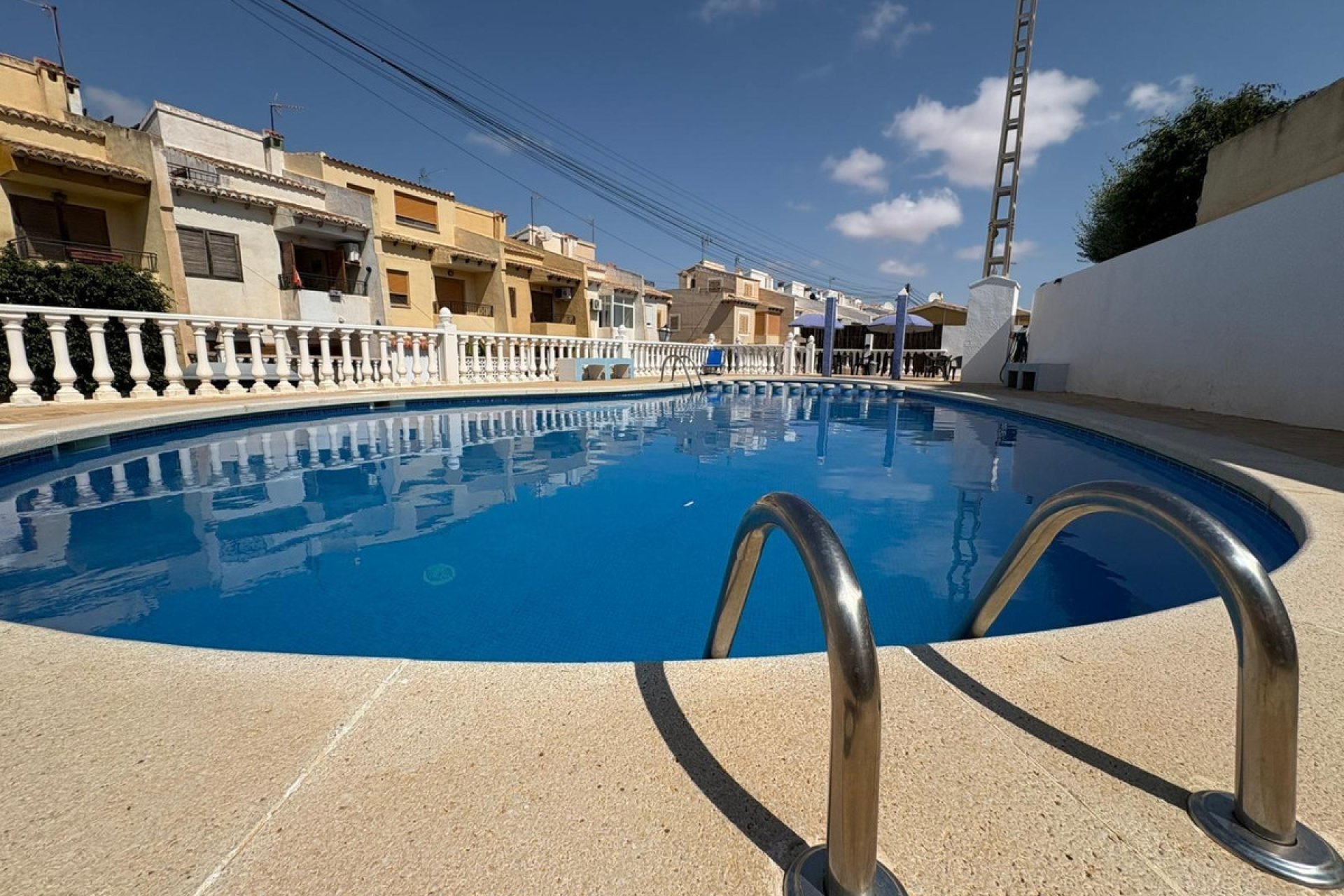 Resale - Villa -
Torrevieja - Torrevieja Centro