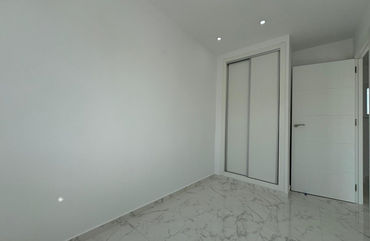 Resale - Villa -
Torrevieja - Torrevieja Centro