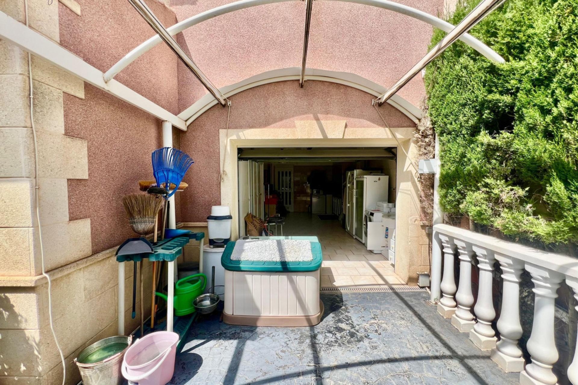 Resale - Villa -
Torrevieja - Torrevieja Centro