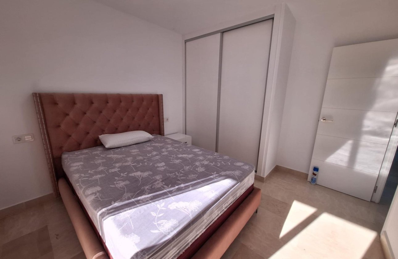 Resale - Villa -
Torrevieja - Torrevieja Centro