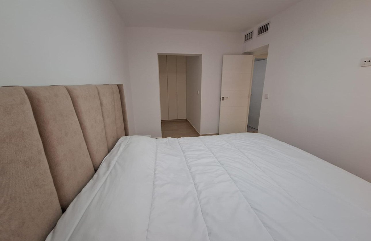 Resale - Villa -
Torrevieja - Torrevieja Centro