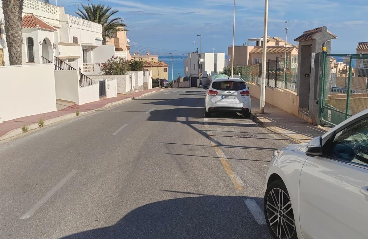 Resale - Villa -
Torrevieja - Torrevieja Centro