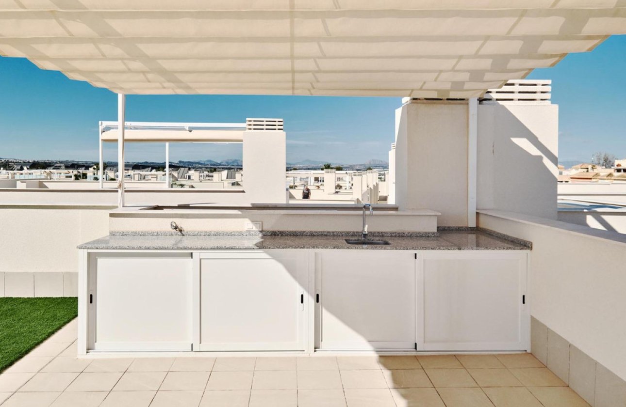 Resale - Villa -
Torrevieja - Torrevieja Centro