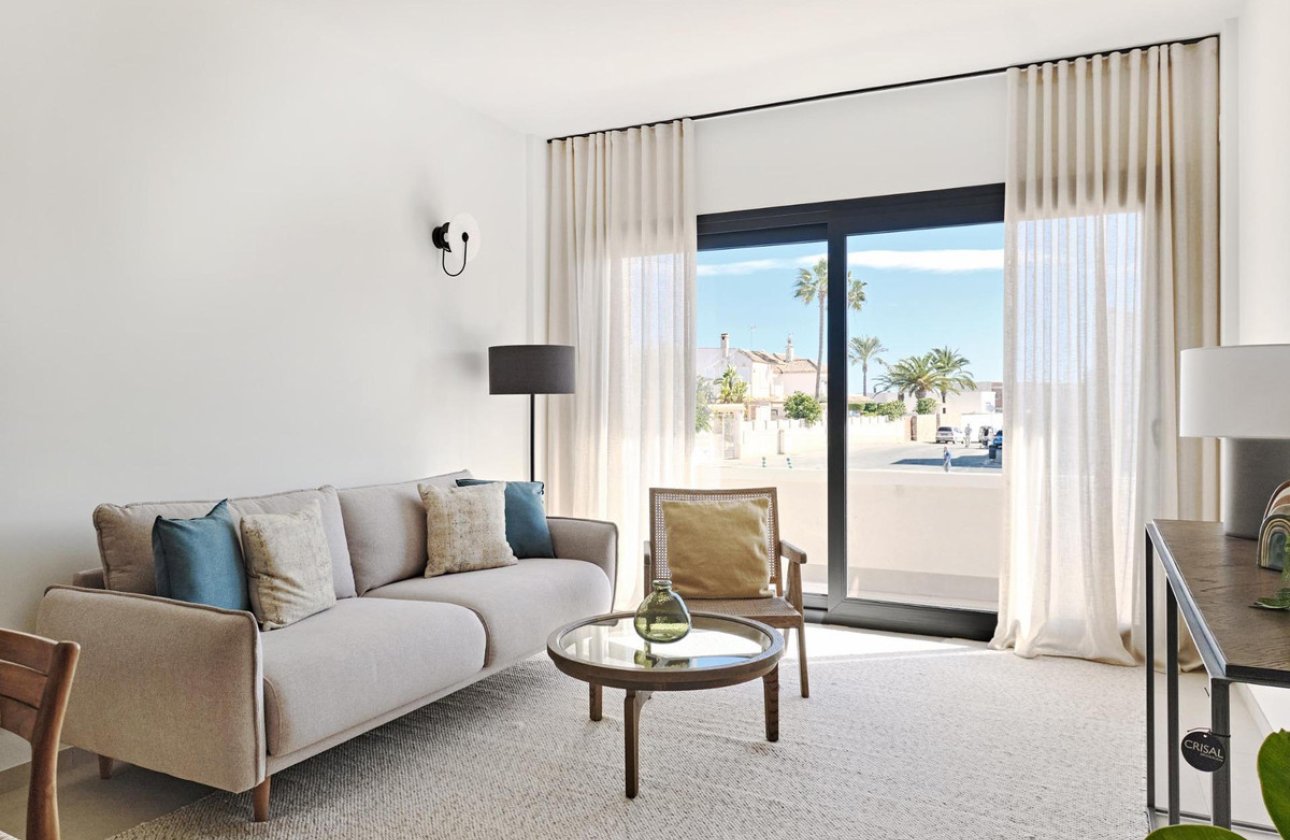 Resale - Villa -
Torrevieja - Torrevieja Centro