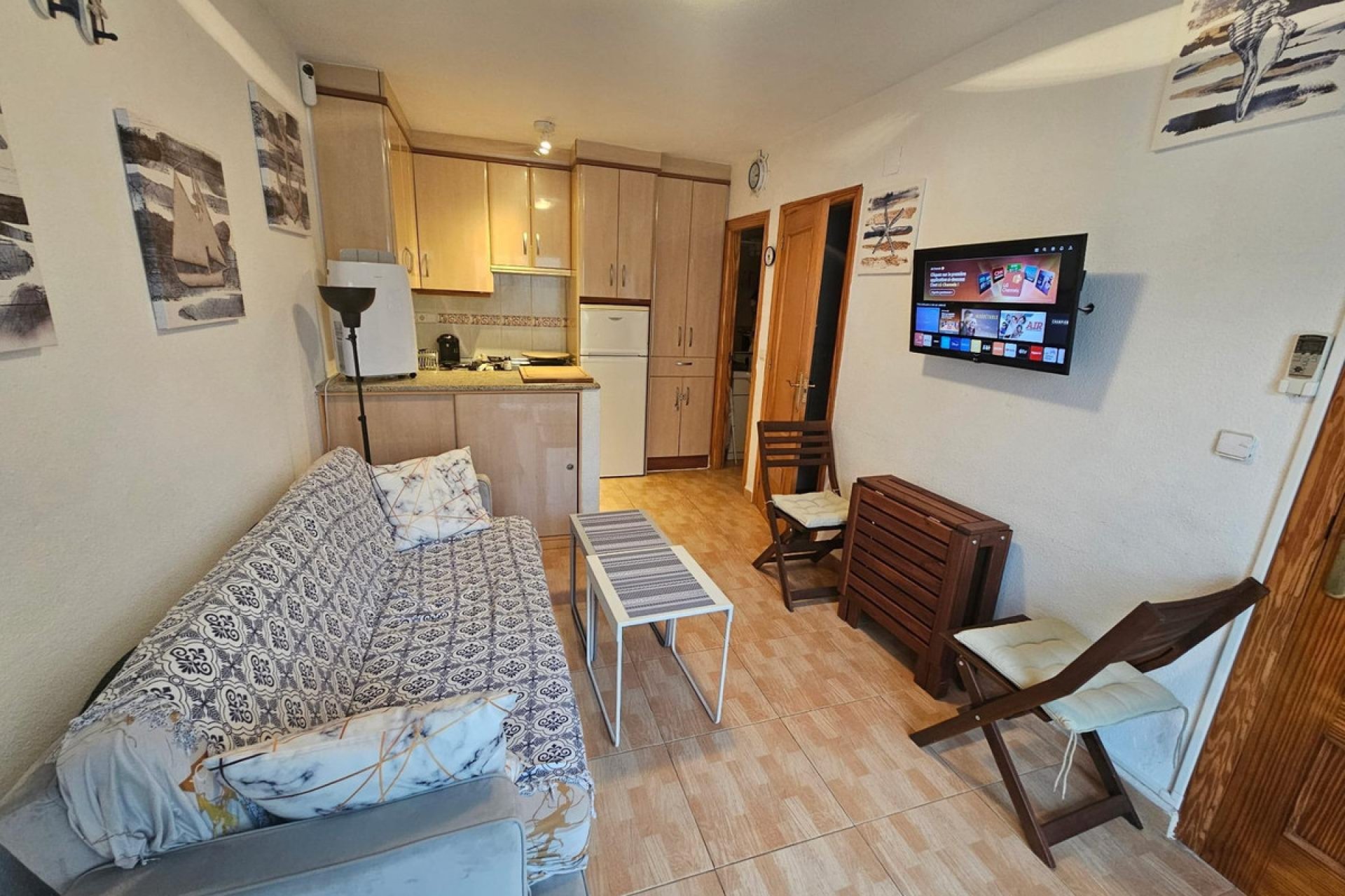 Resale - Villa -
Torrevieja - Torrevieja Centro