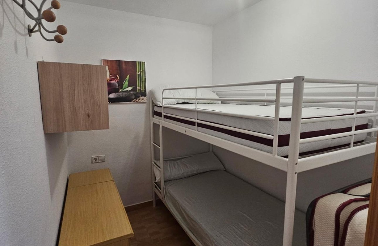 Resale - Villa -
Torrevieja - Torrevieja Centro