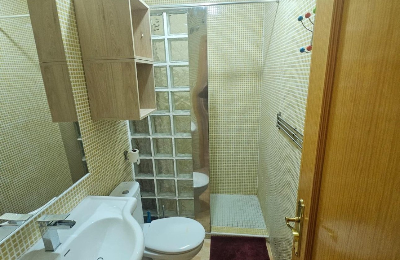 Resale - Villa -
Torrevieja - Torrevieja Centro