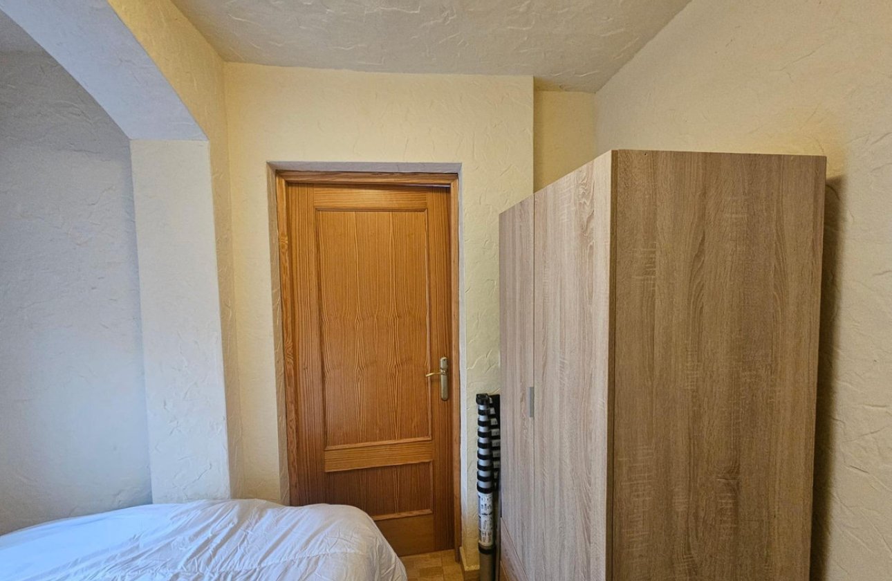 Resale - Villa -
Torrevieja - Torrevieja Centro