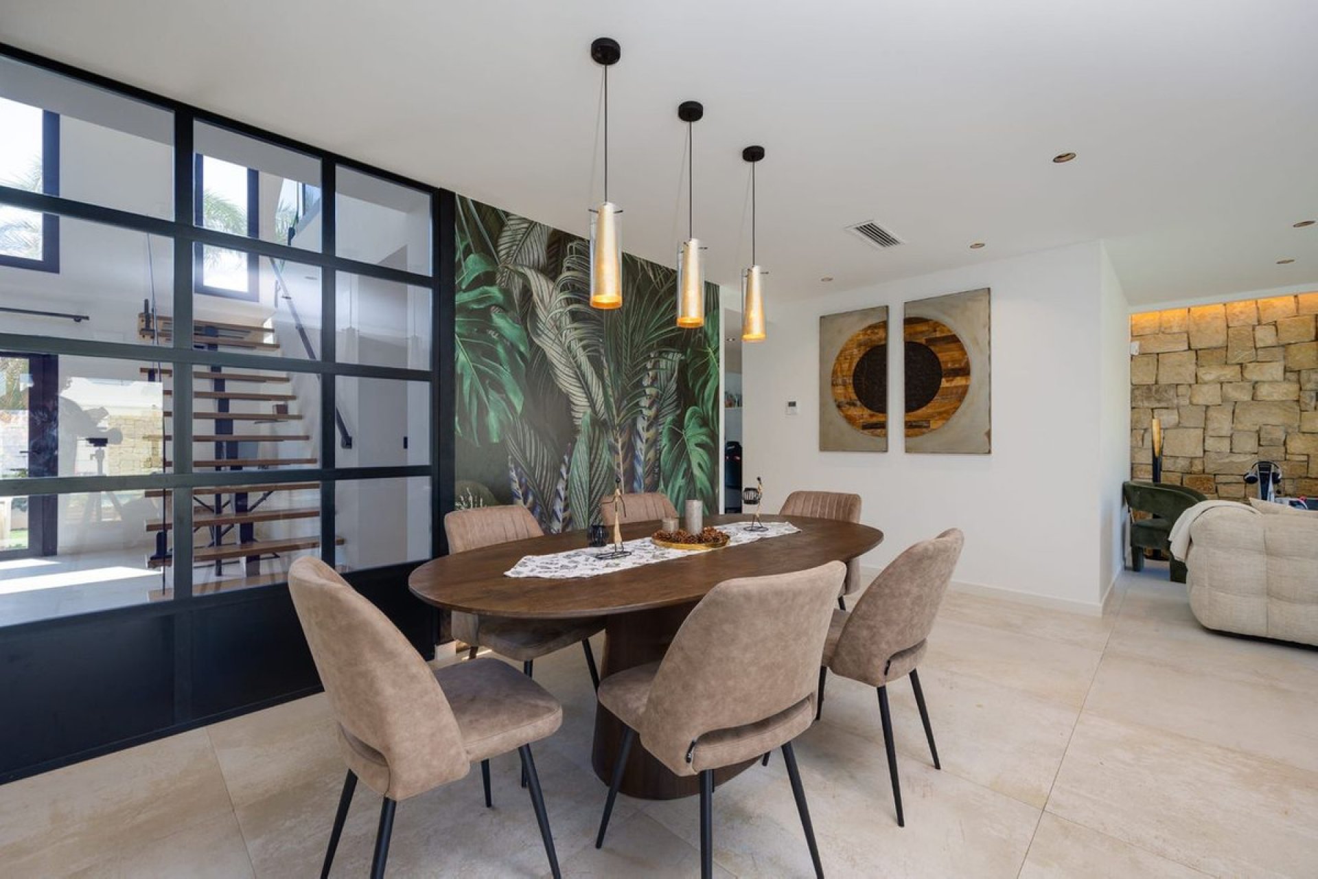 Resale - Villa -
Torrevieja - Torrevieja Centro