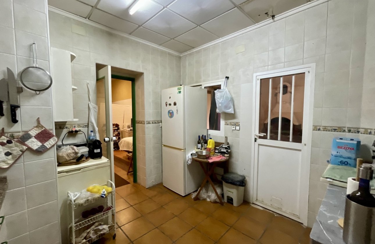 Resale - Villa -
Torrevieja - Torrevieja Centro