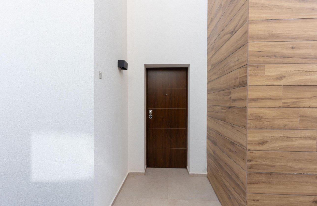 Resale - Villa -
Torrevieja - Torrevieja Centro